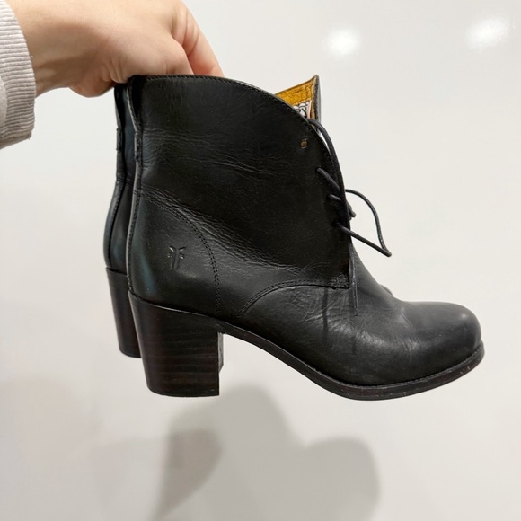 Frye Leather Lace Up Heeled Block Ankle Boots - Picture 2 of 11
